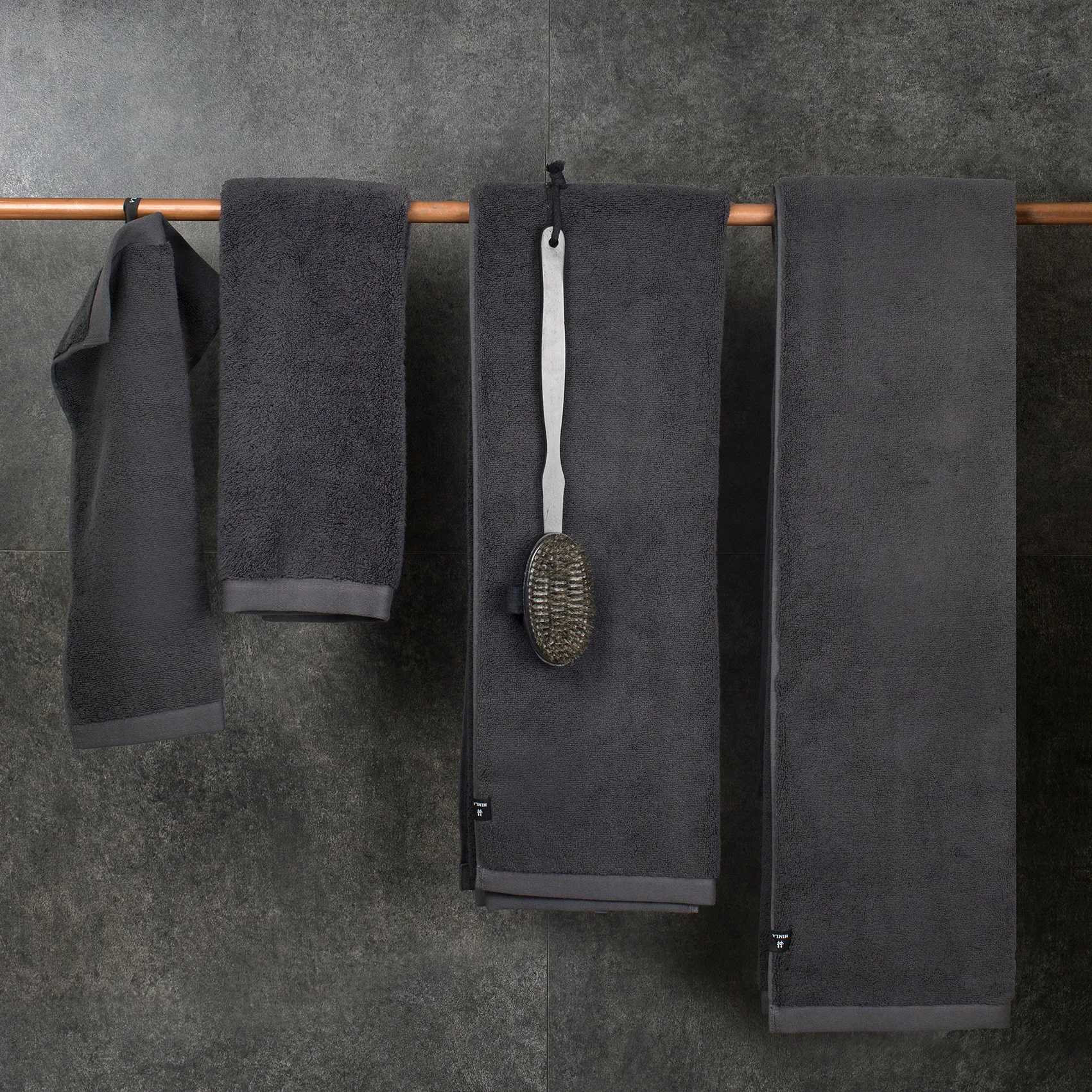 Maxime organic towel slate, 50x70 cm Himla