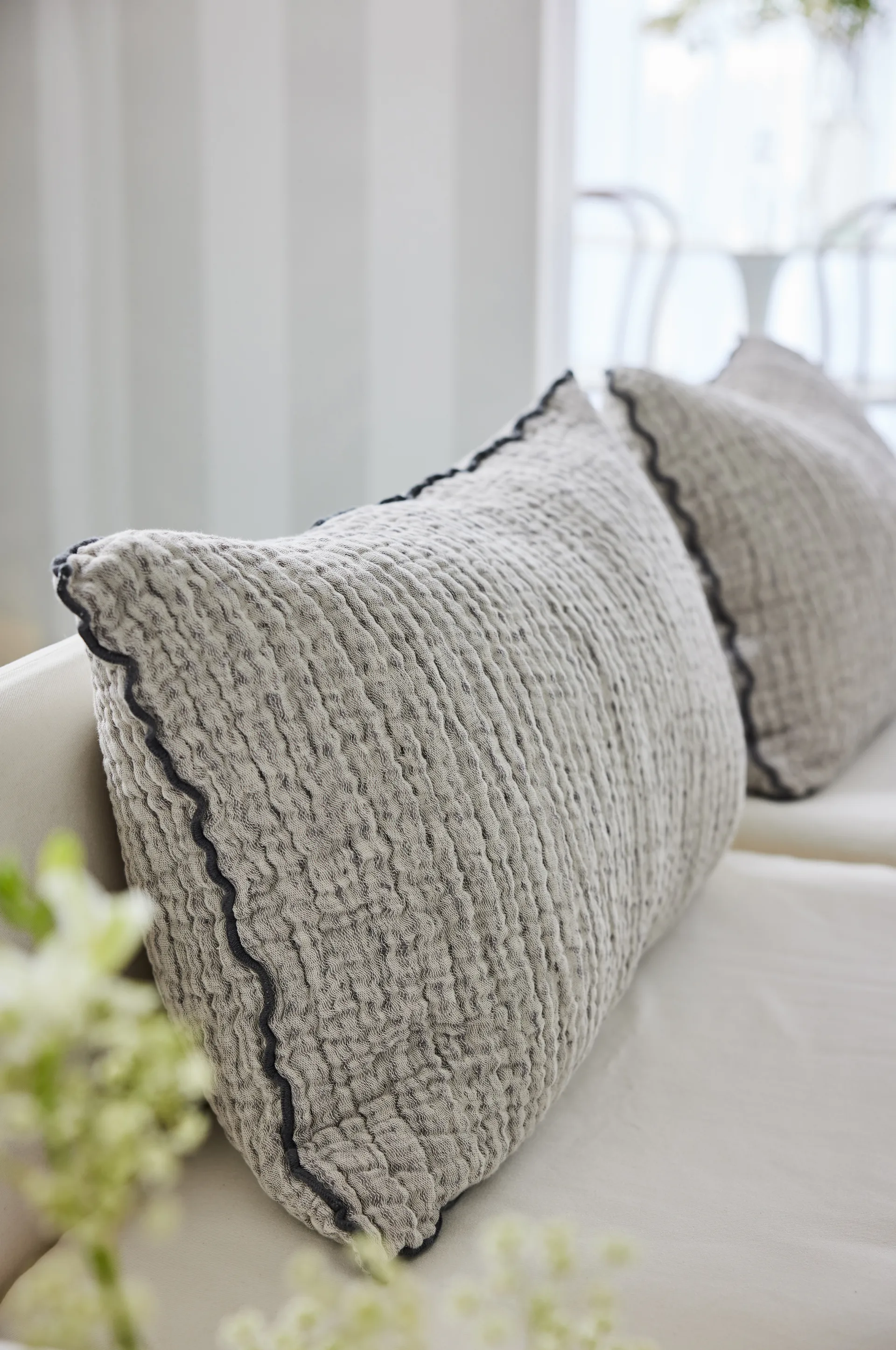 Pauline cushion cover 50x70 cm, Shadow Himla