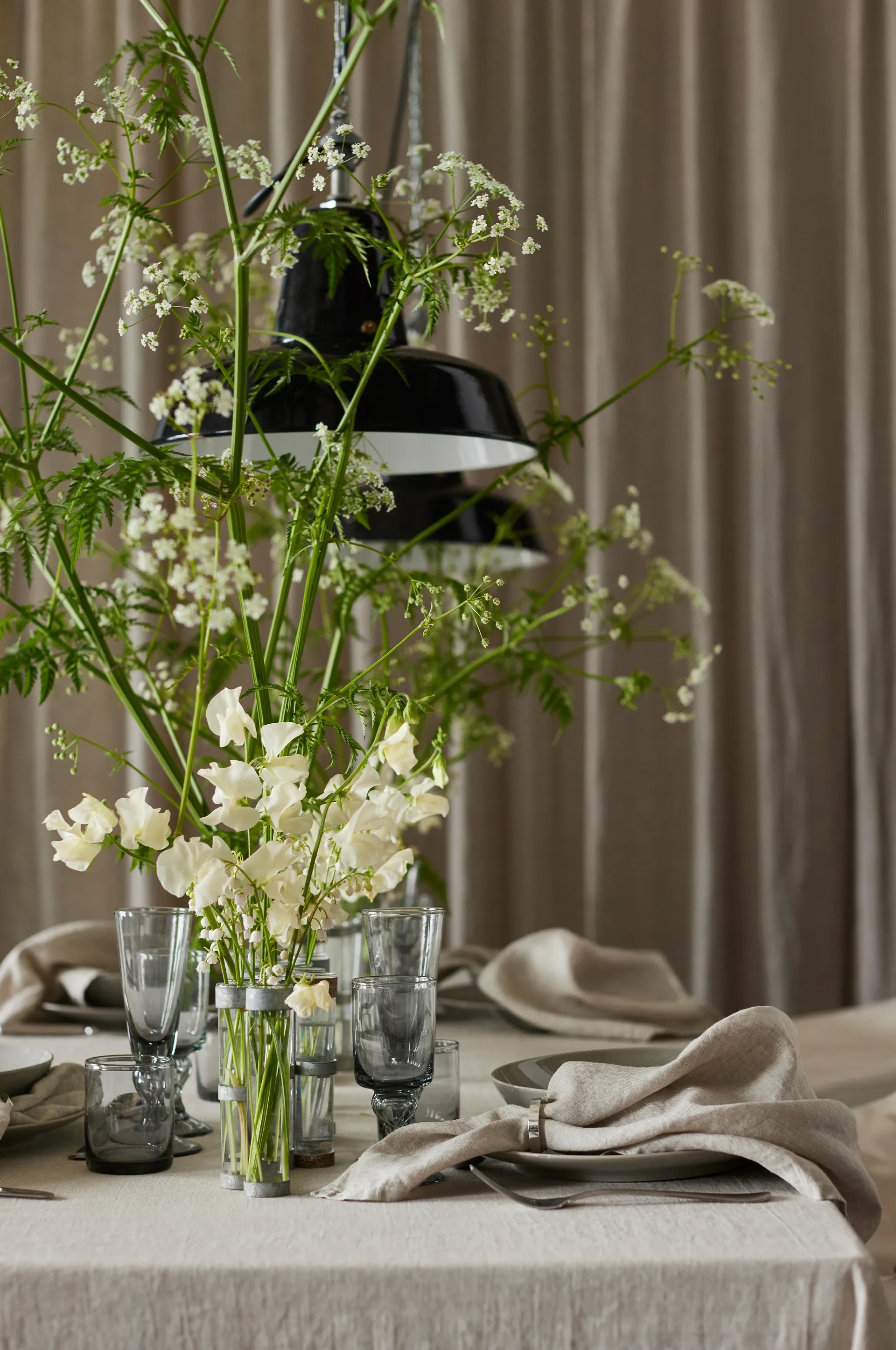 Sunshine tablecloth 140x330 cm, Oatmeal (Natural) Himla