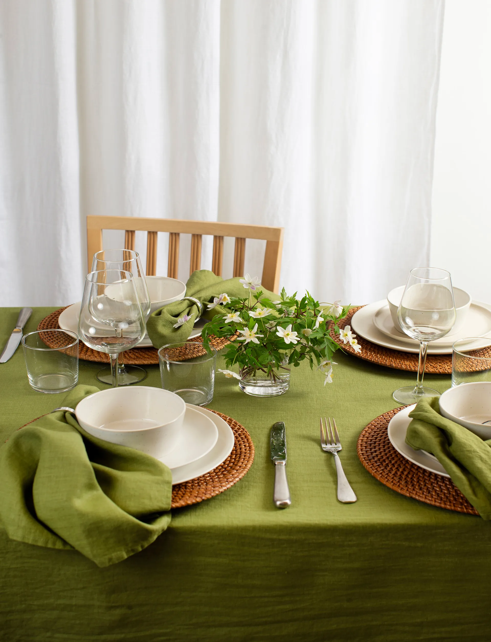 Sunshine tablecloth 145x250 cm, Greenery Himla