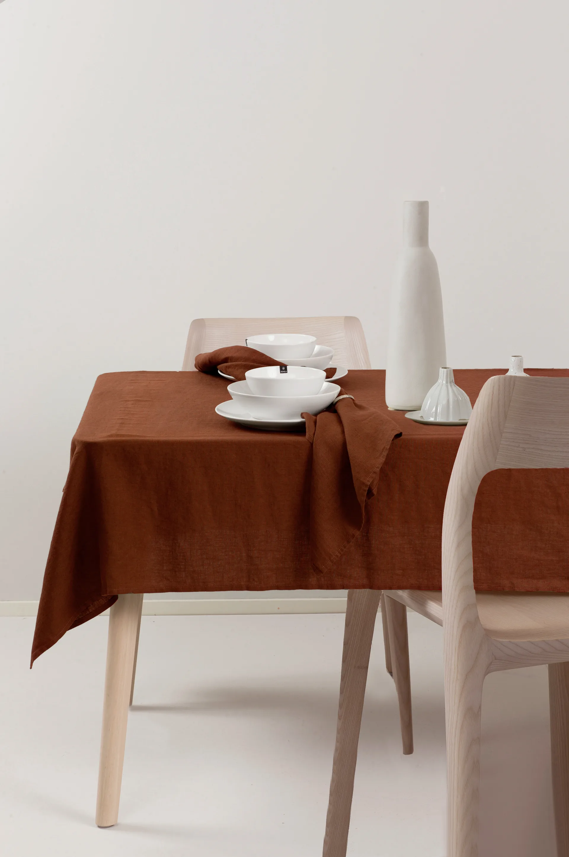 Sunshine tablecloth 145x330 cm, Rustique (brown) Himla