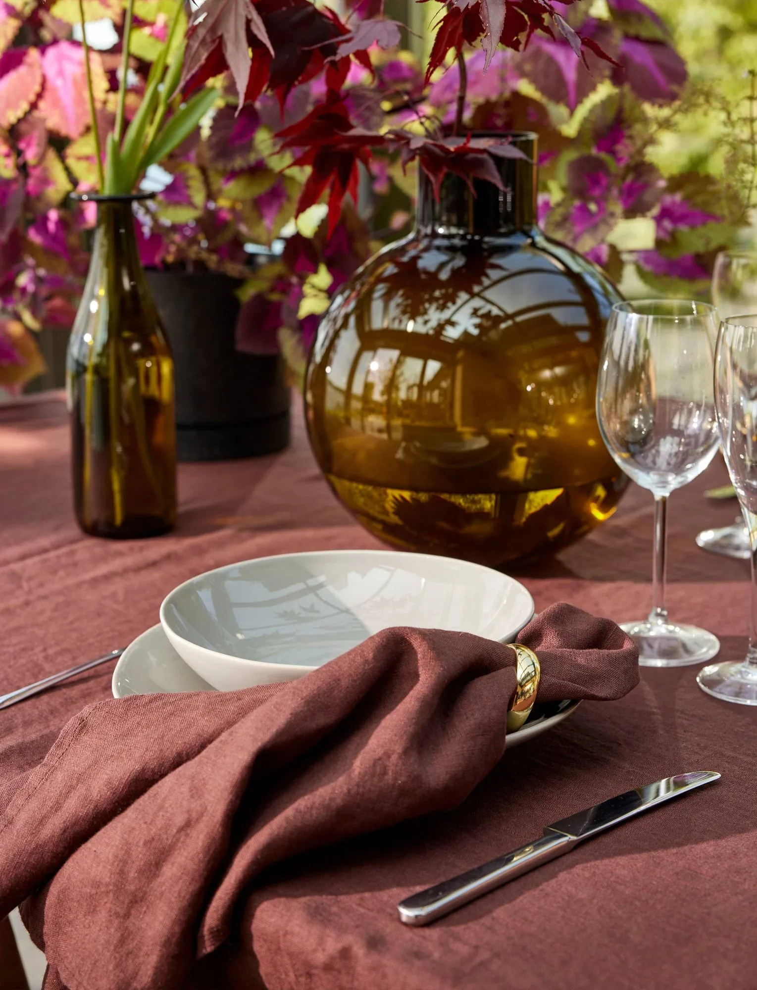 Sunshine tablecloth, Burgundy (red), 140x250 cm Himla