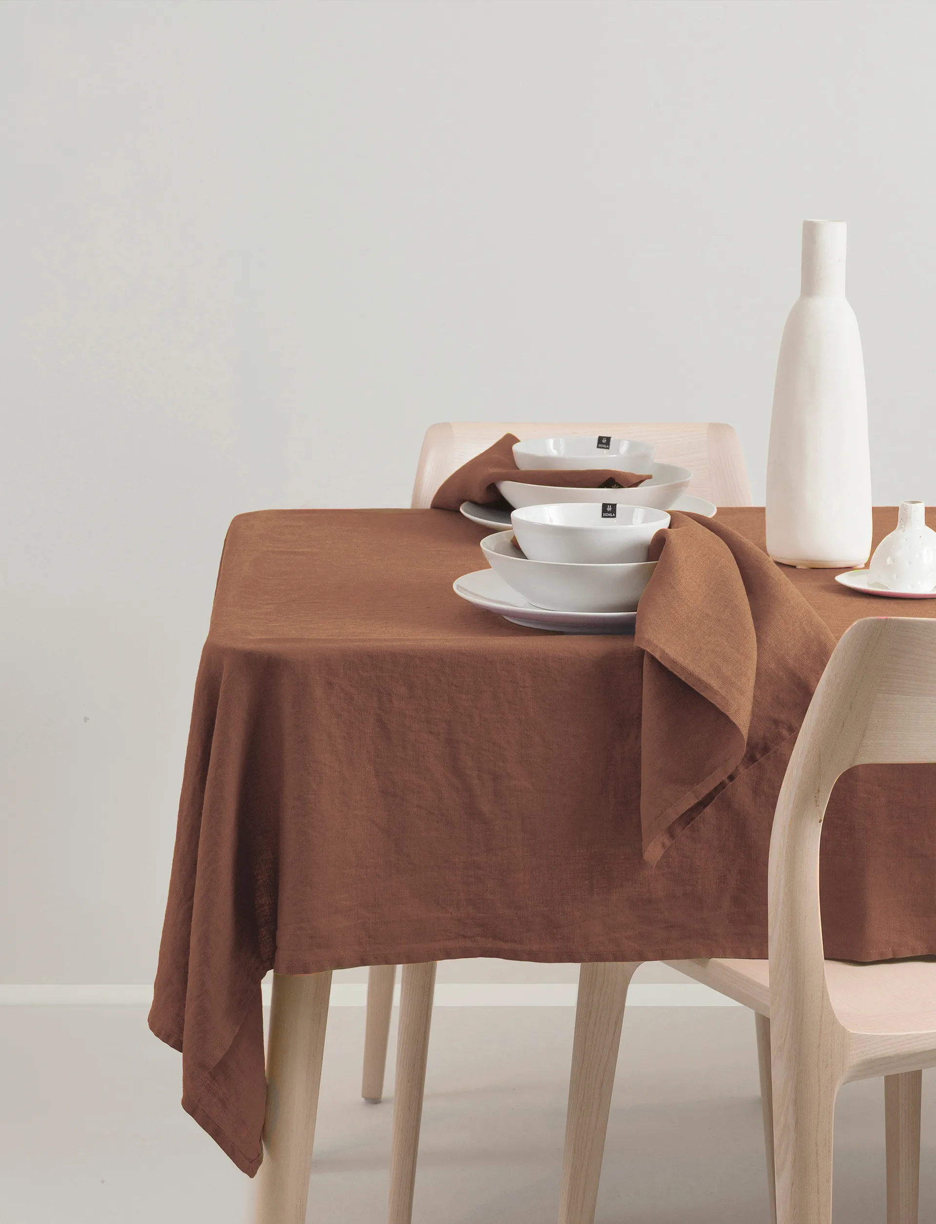 Sunshine tablecloth, Grounded, 145x250 cm Himla