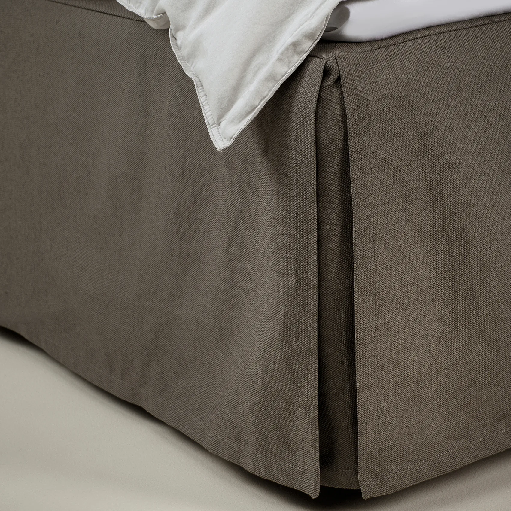 Weeknight bed skirt 180x220x52 cm, Charcoal Himla