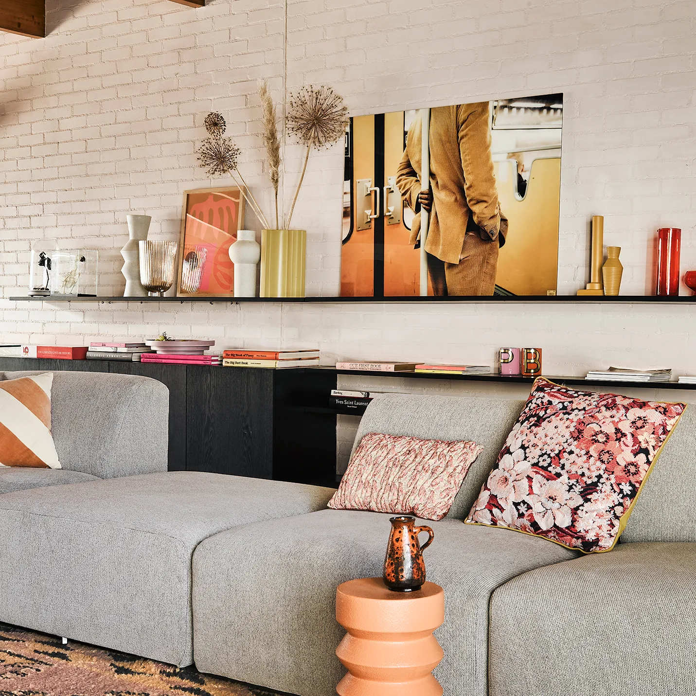 Floral cushion 30x40 cm, red-pink HKliving