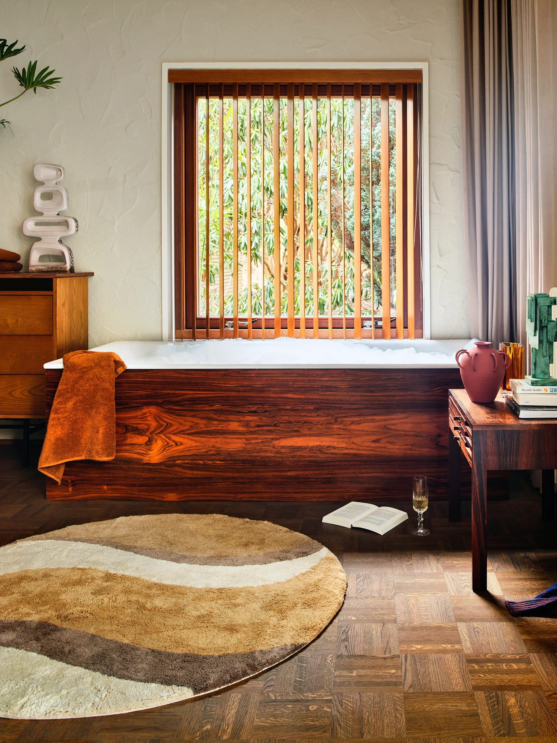 Natural Waves Bathroom Mat Ø120 cm, Natural multicolours HKliving