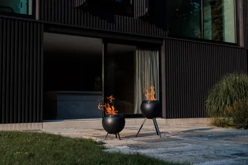 MOON 45 fireplace - All black, high frame - Höfats