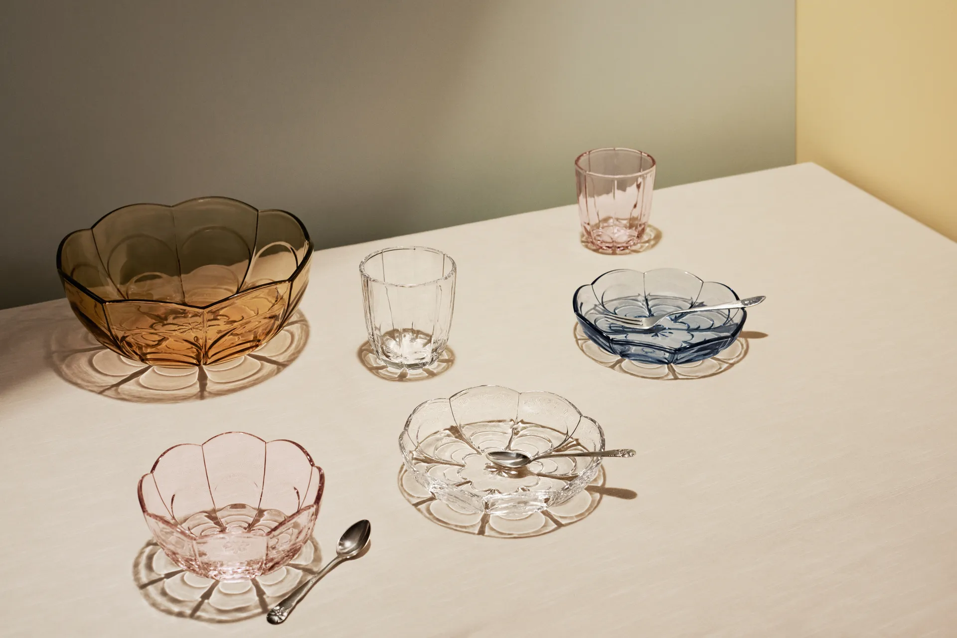 Lily bowl Ø23 cm, Toffee rose Holmegaard