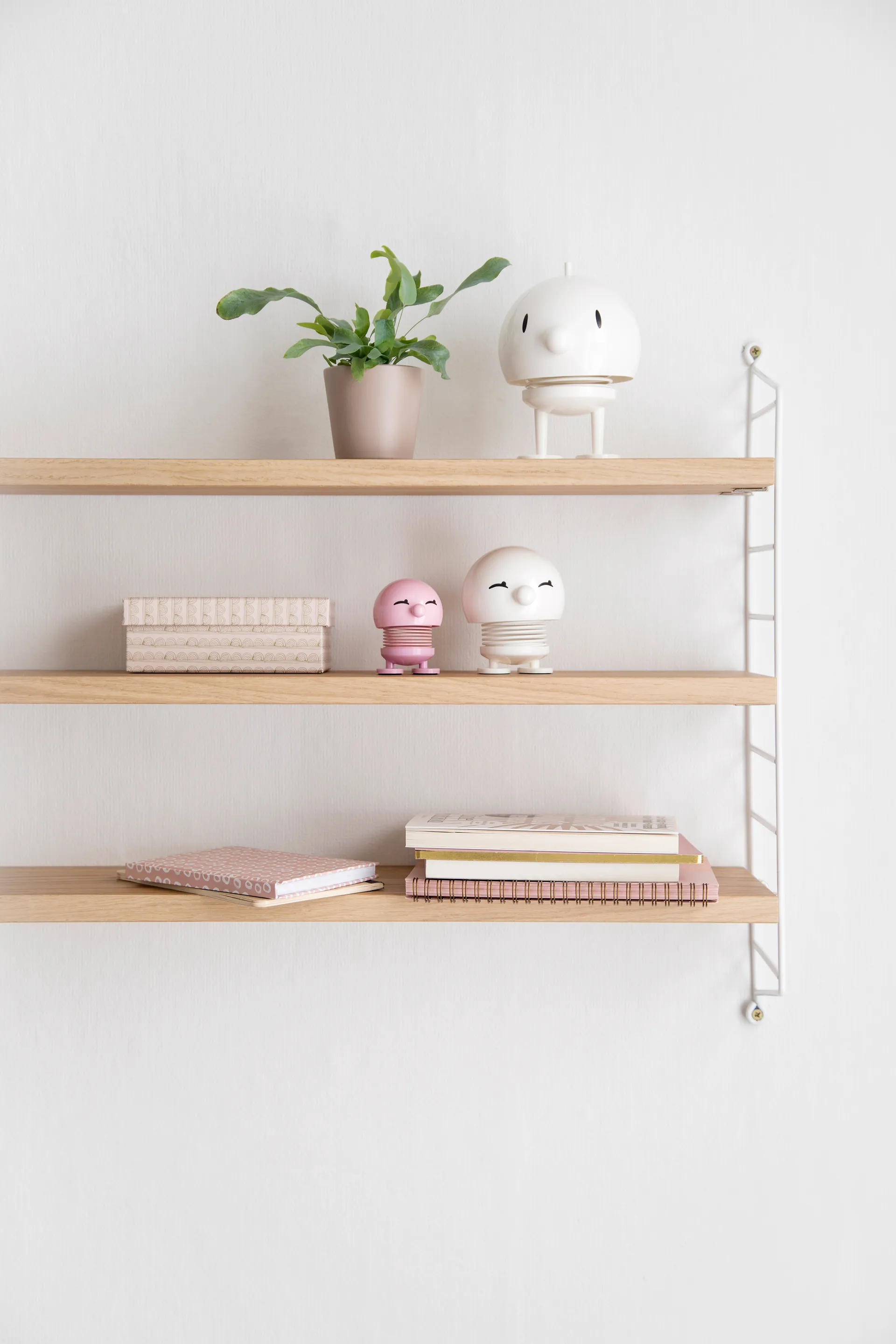 Hoptimist Bumble L figure, White Hoptimist