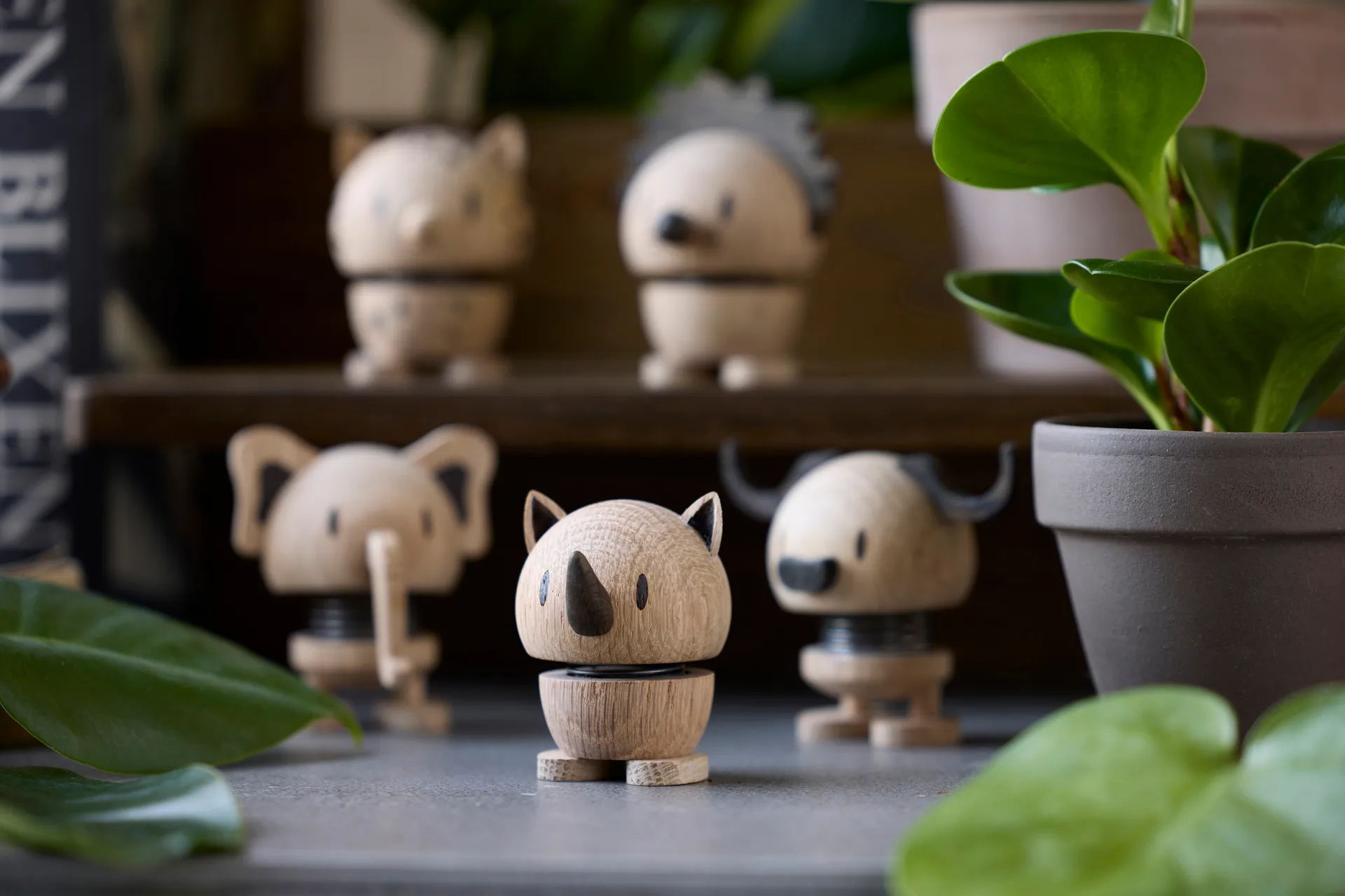 Hoptimist figure S, Leopard, oak Hoptimist