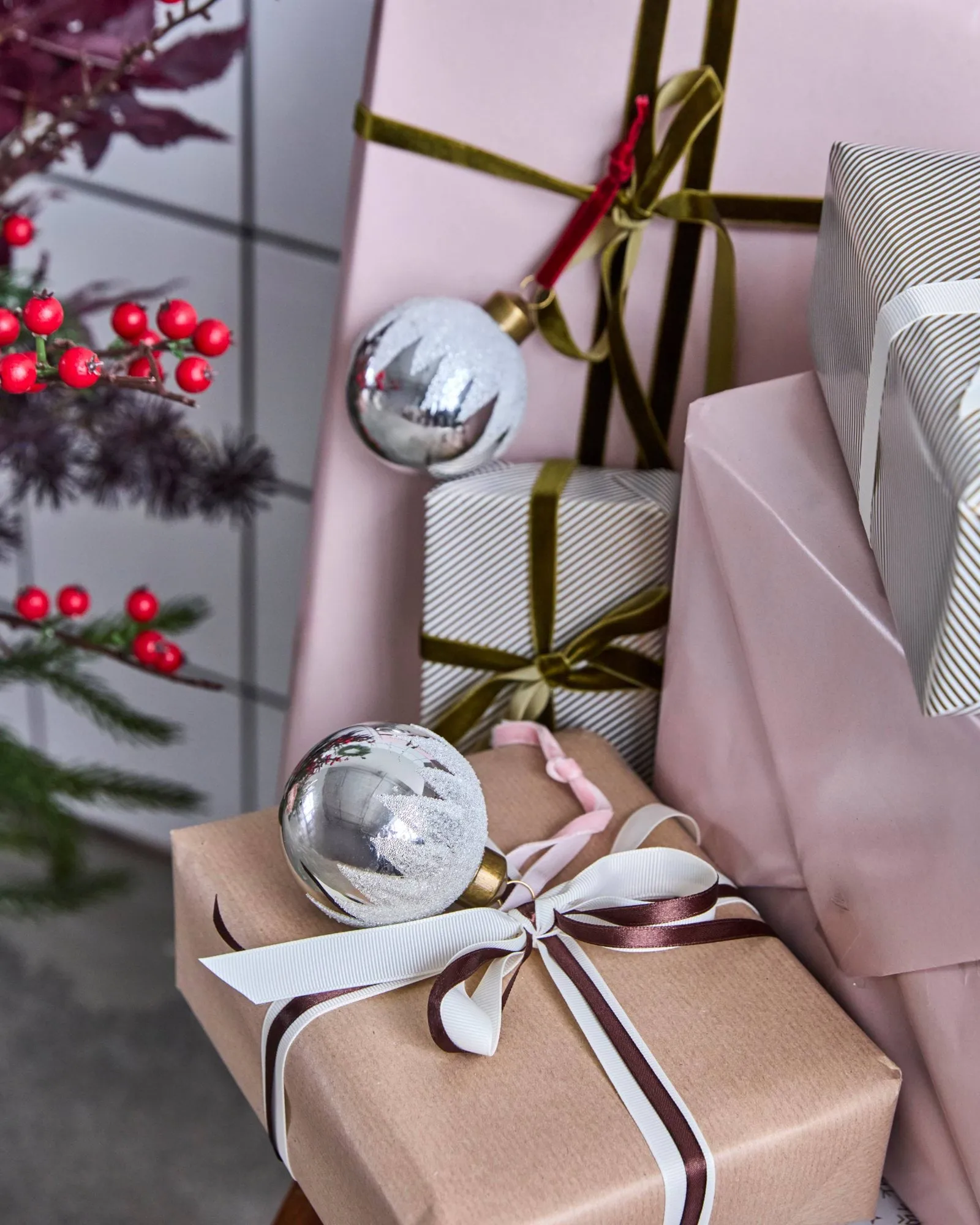 Bano Christmas bauble 4-pack, Silver House Doctor