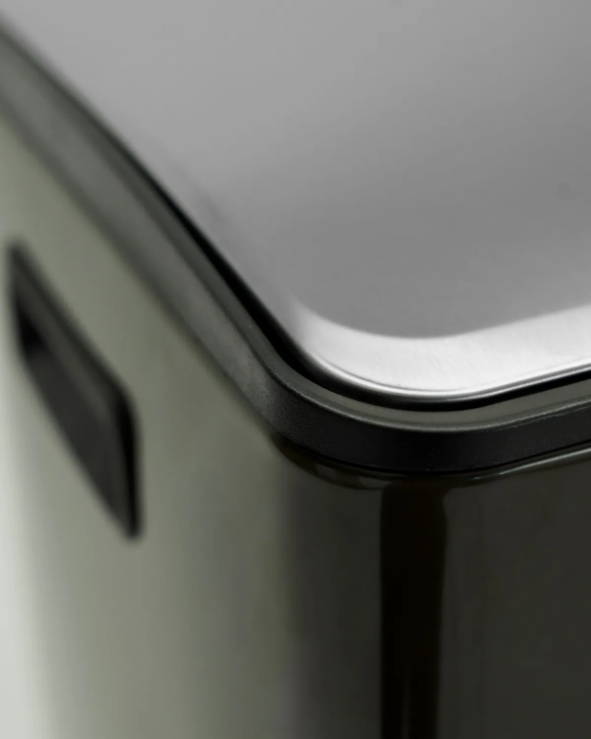 Black waste bin, Deep green, 46x35.5x71 cm House Doctor