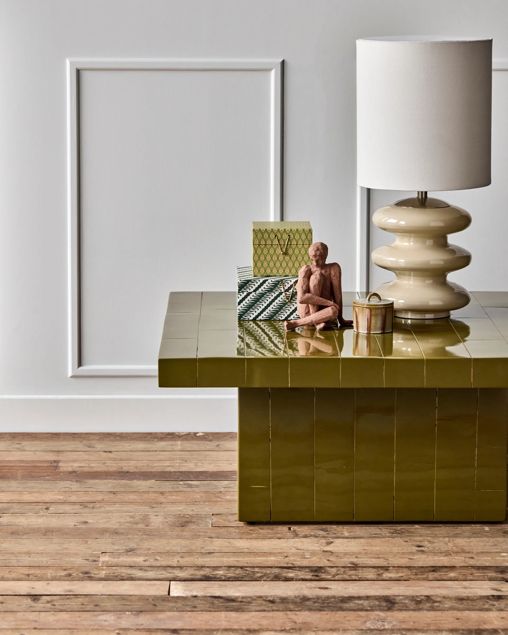 Brick coffee table 100x100x44 cm, Green House Doctor