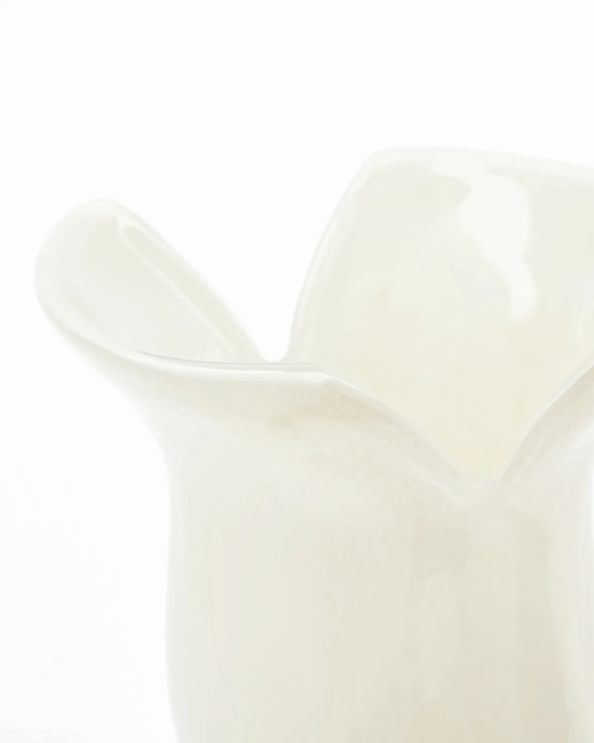 Cuff vase, Off-white House Doctor