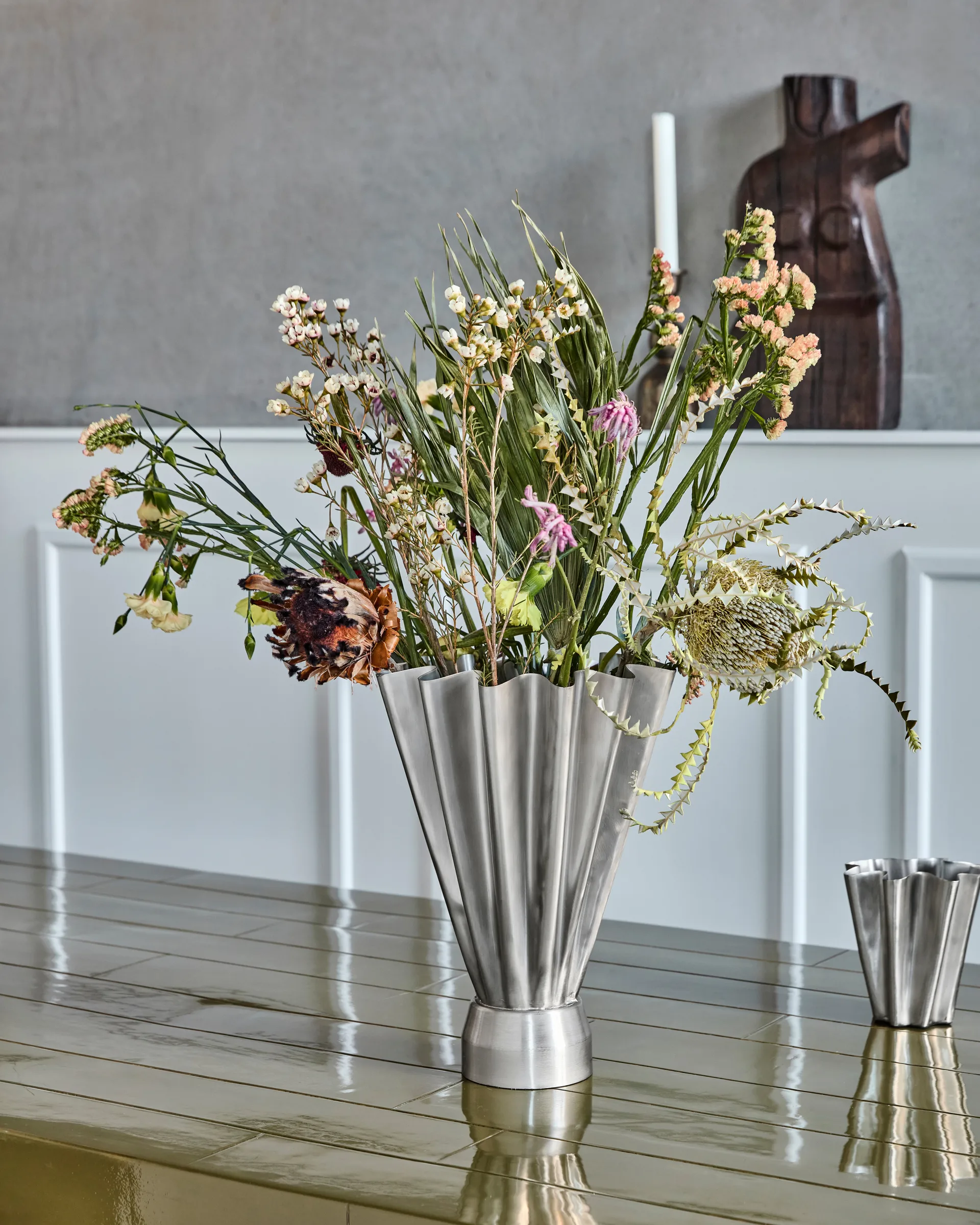 Flood vase Ø23 cm, Brushed silver House Doctor