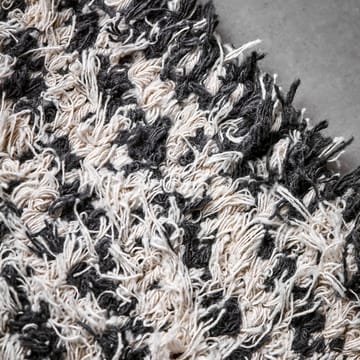 Kin rug - Black-off white, 90x200 cm - House Doctor