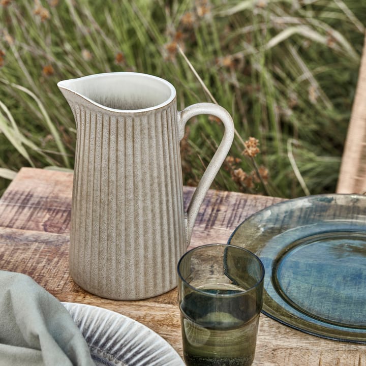 Pleat jug 1.28 L - Grey-brown - House Doctor