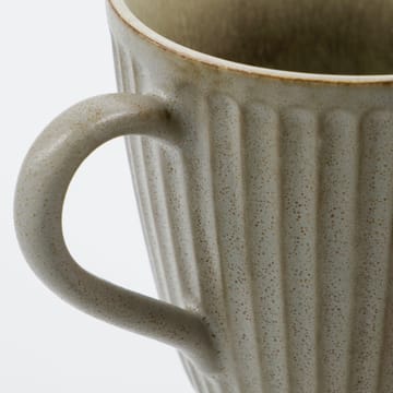 Pleat mug 30 cl - Grey-brown - House Doctor