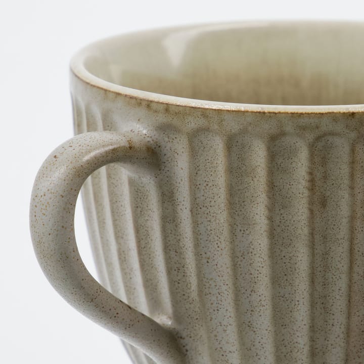Pleat mug 34 cl - Grey-brown - House Doctor