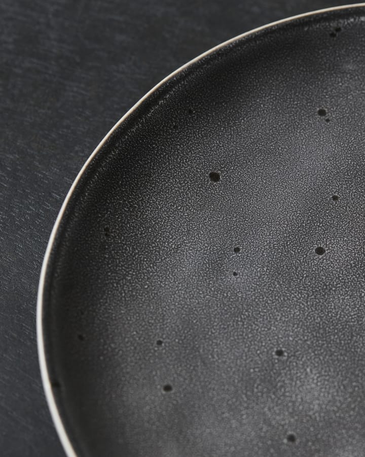 Rustic small plate Ø20 cm, Dark grey House Doctor