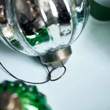 Shim Christmas tree bauble Ø10 cm - Silver - House Doctor