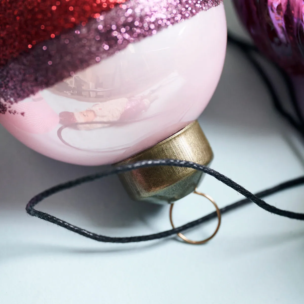 Stripe bauble Ø5 cm, Pink-red House Doctor