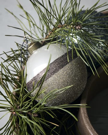 Stripe Christmas Bauble Ø8 cm - Sand - House Doctor
