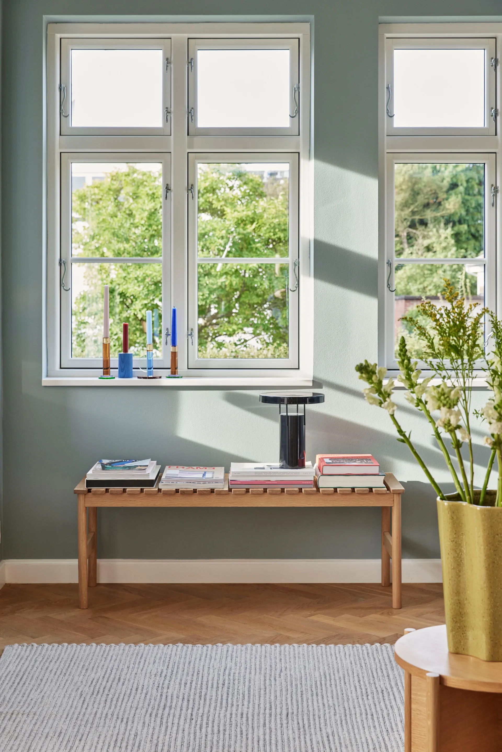 BringMe portable table lamp, Black Hübsch Interior