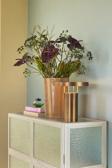 BringMe portable table lamp - Burnished brass, 28 cm - Hübsch Interior