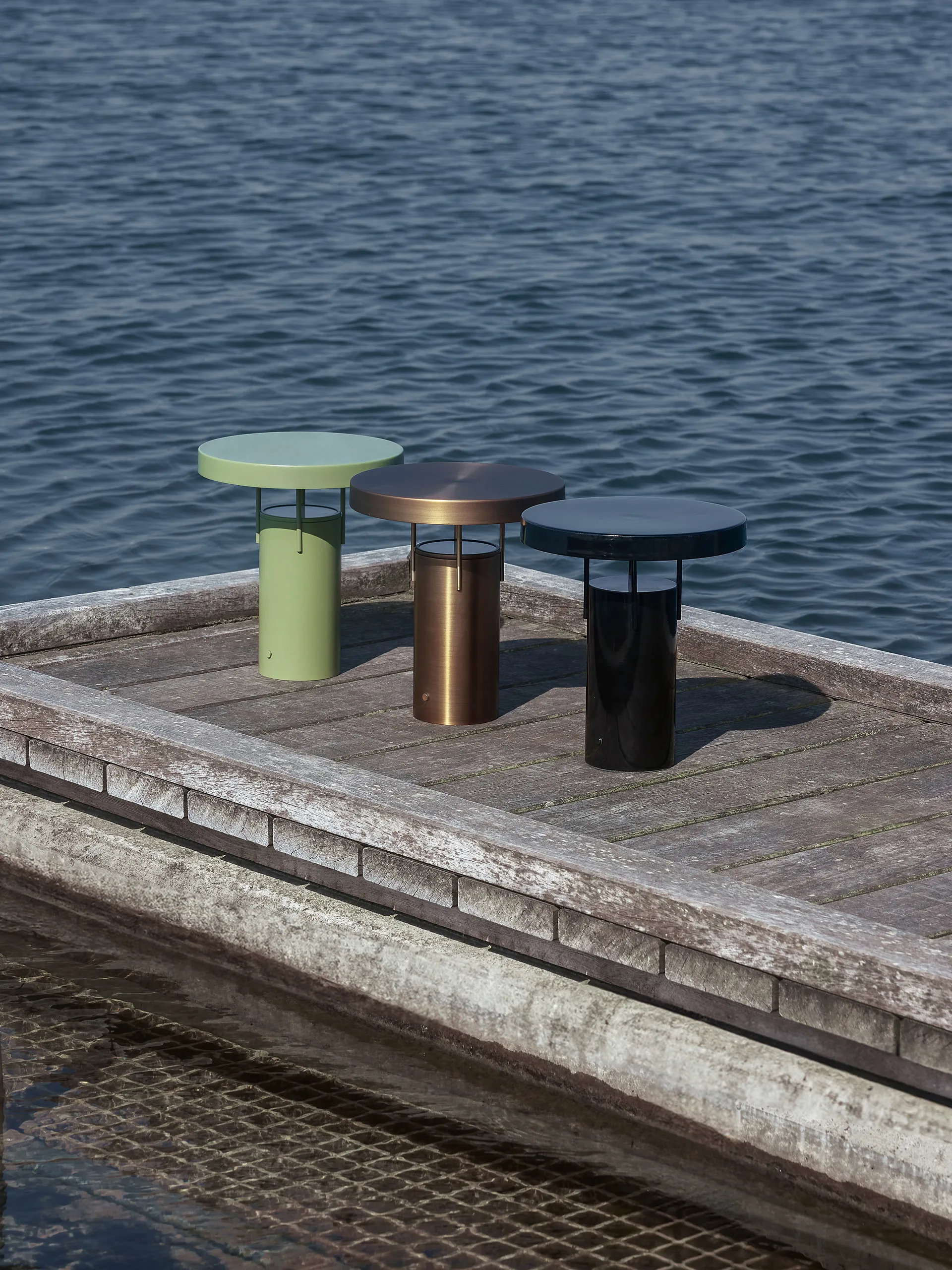 BringMe portable table lamp, Burnished brass Hübsch Interior