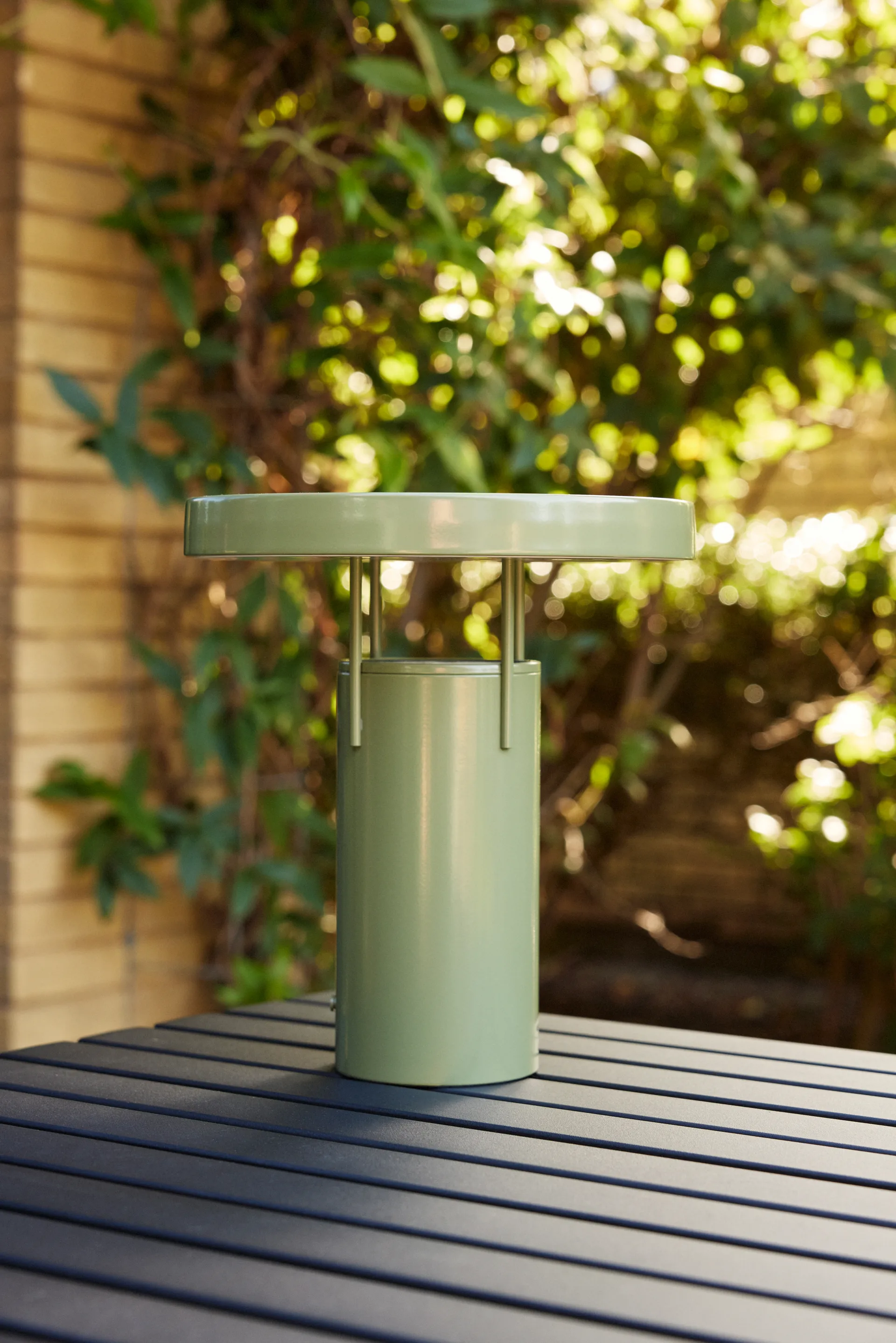 BringMe portable table lamp, Green Hübsch Interior