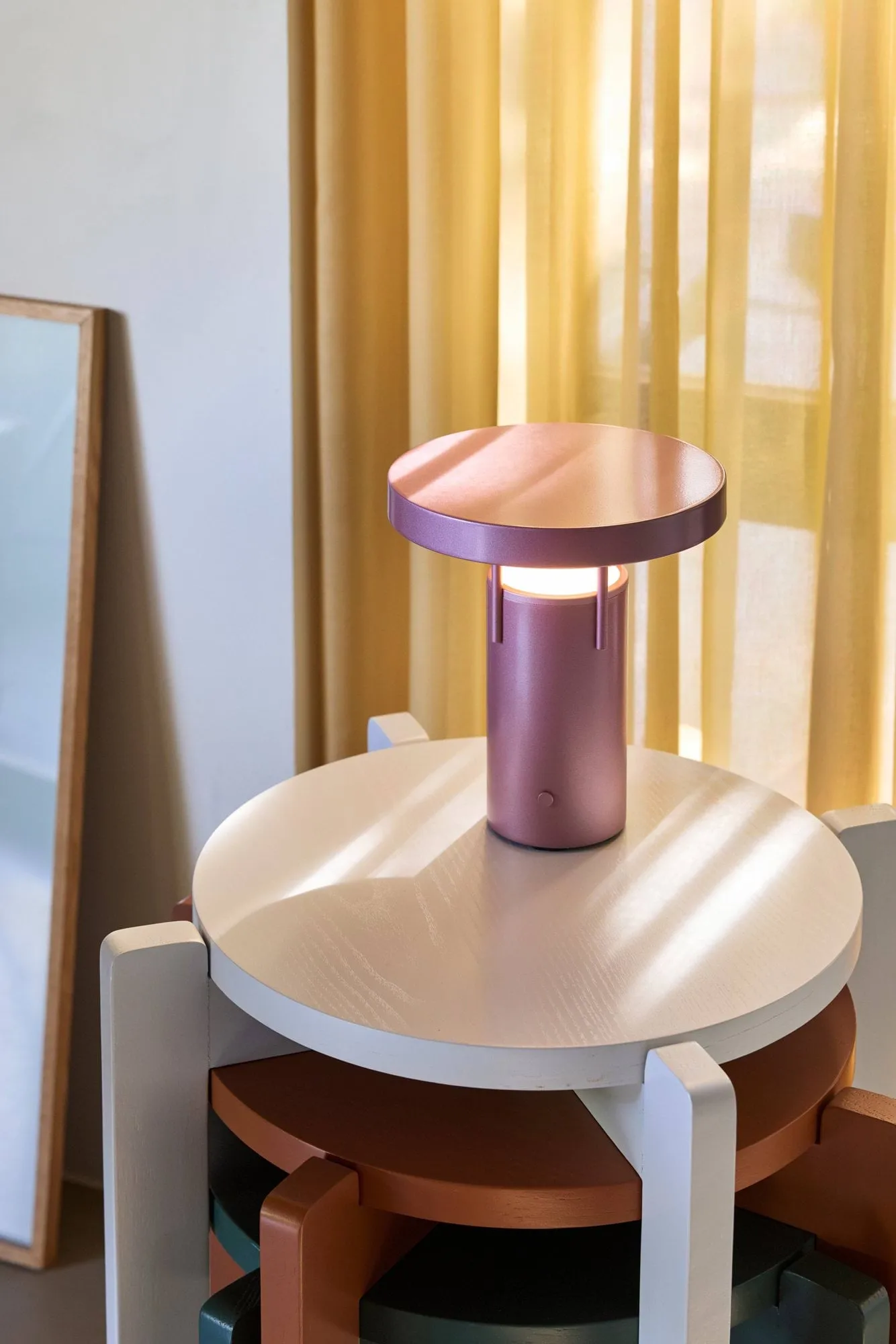 BringMe portable table lamp, Metallic pink, mini 20 cm Hübsch Interior