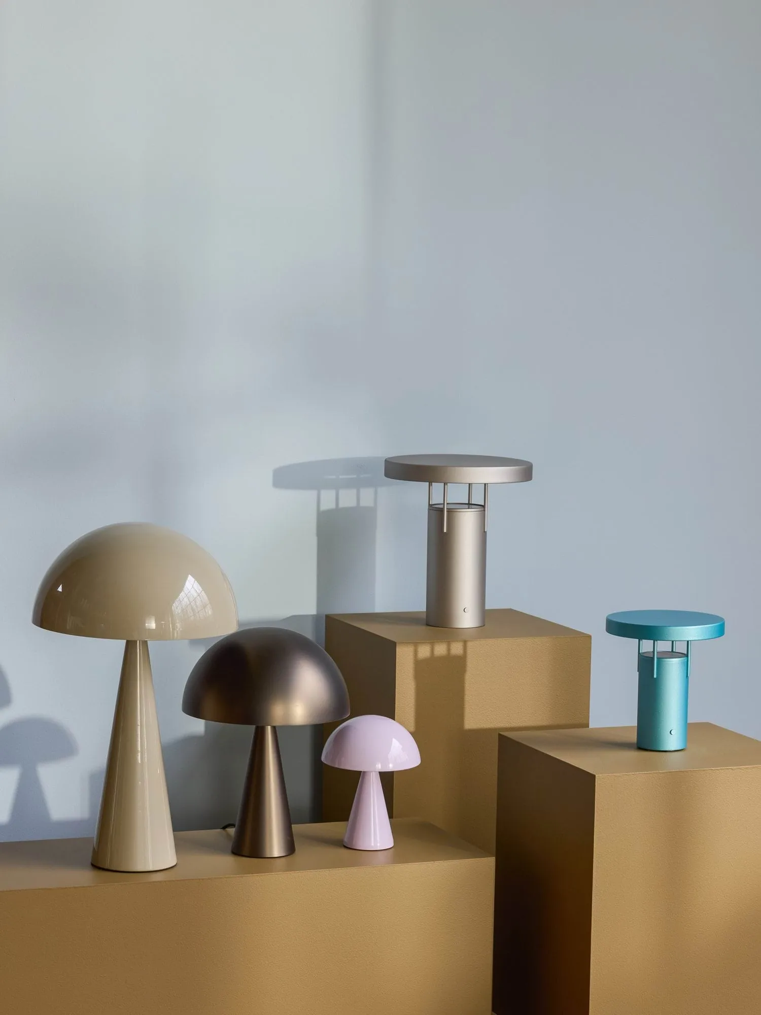 BringMe portable table lamp, Metallic sand, 28 cm Hübsch Interior