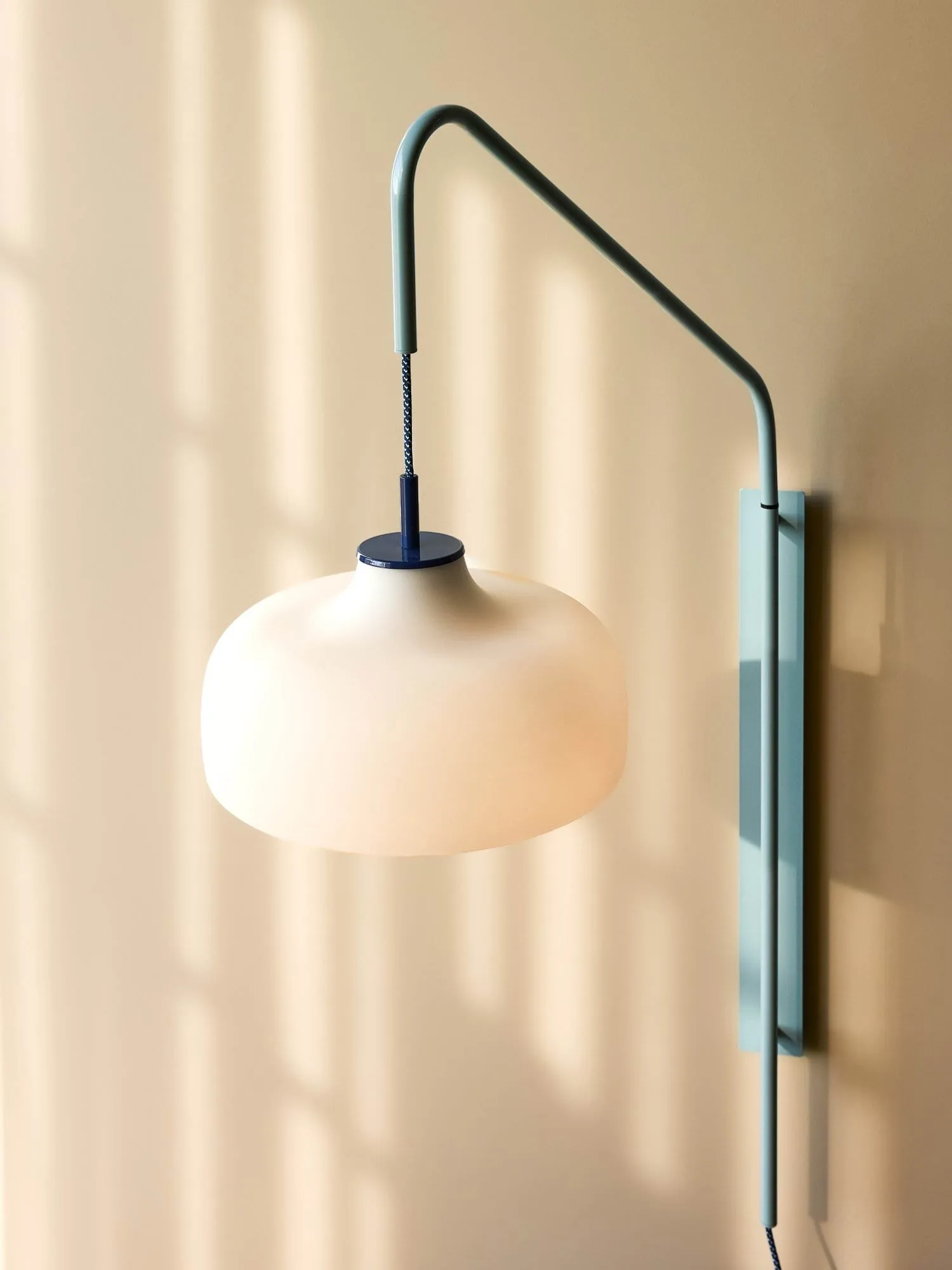 Current wall lamp, Light blue Hübsch Interior
