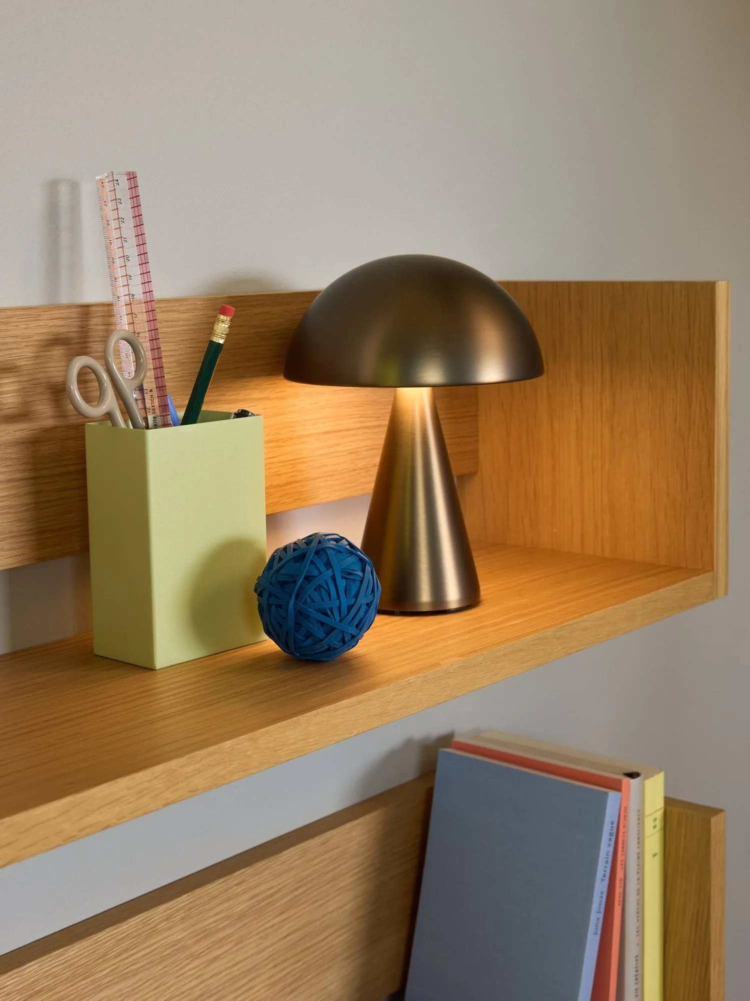 Mush portable table lamp, Burnished brass, 20 cm Hübsch Interior