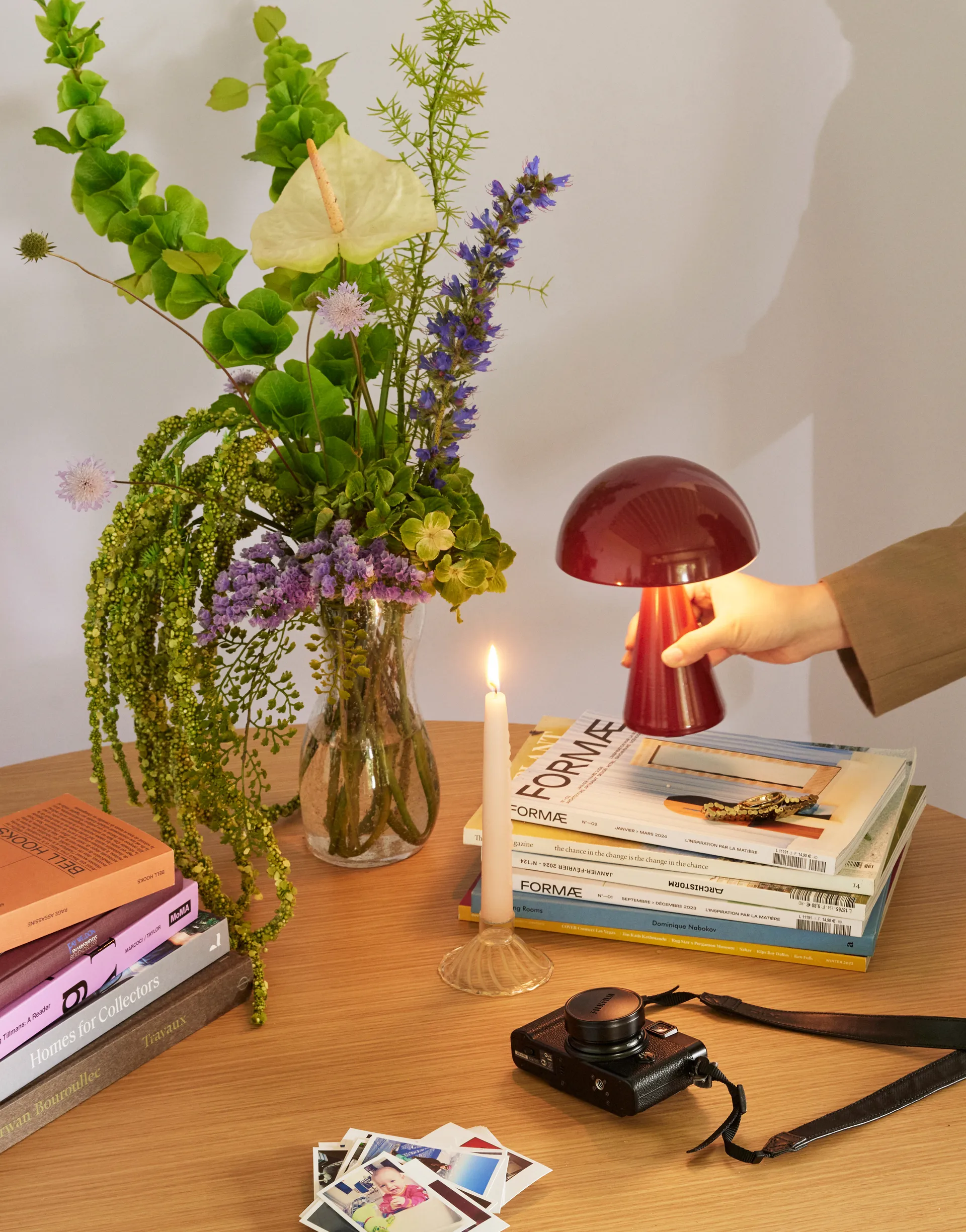 Mush portable table lamp, Red Hübsch Interior