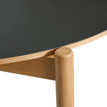 Oblique dining table - Black, Ø126 cm - Hübsch Interior
