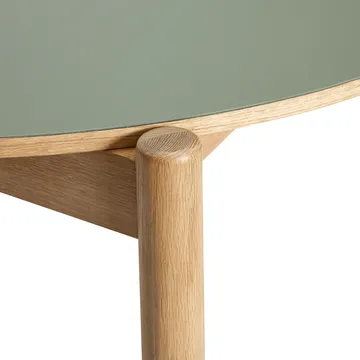 Oblique dining table - Olive, Ø126 cm - Hübsch Interior