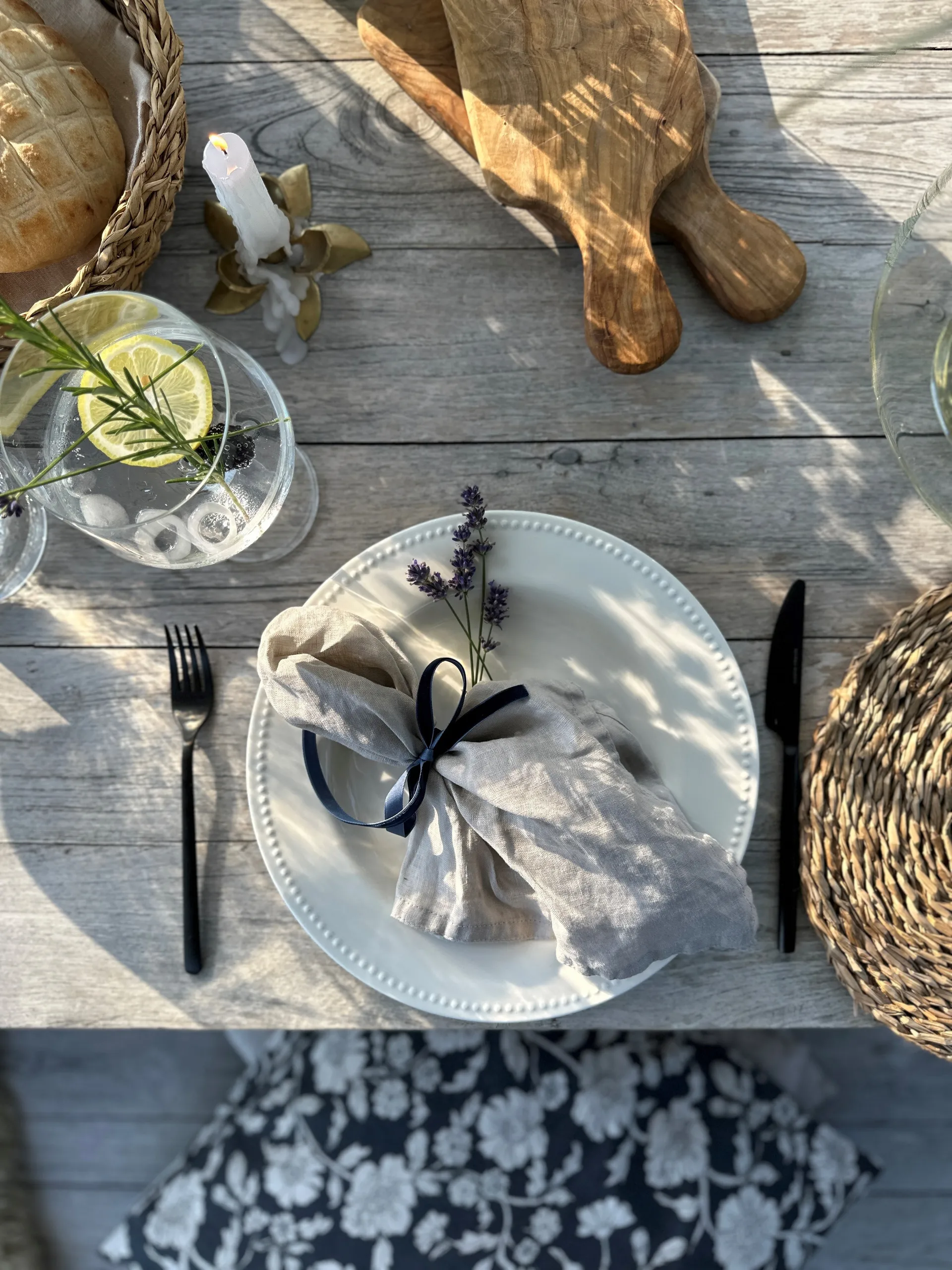 Essence & Dots dinner starter set 32 pieces - Cream white Iittala