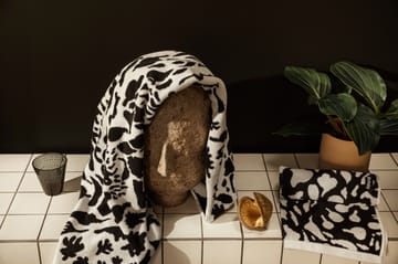 Oiva Toikka Cheetah towel 50x70 cm - Black-white - Iittala