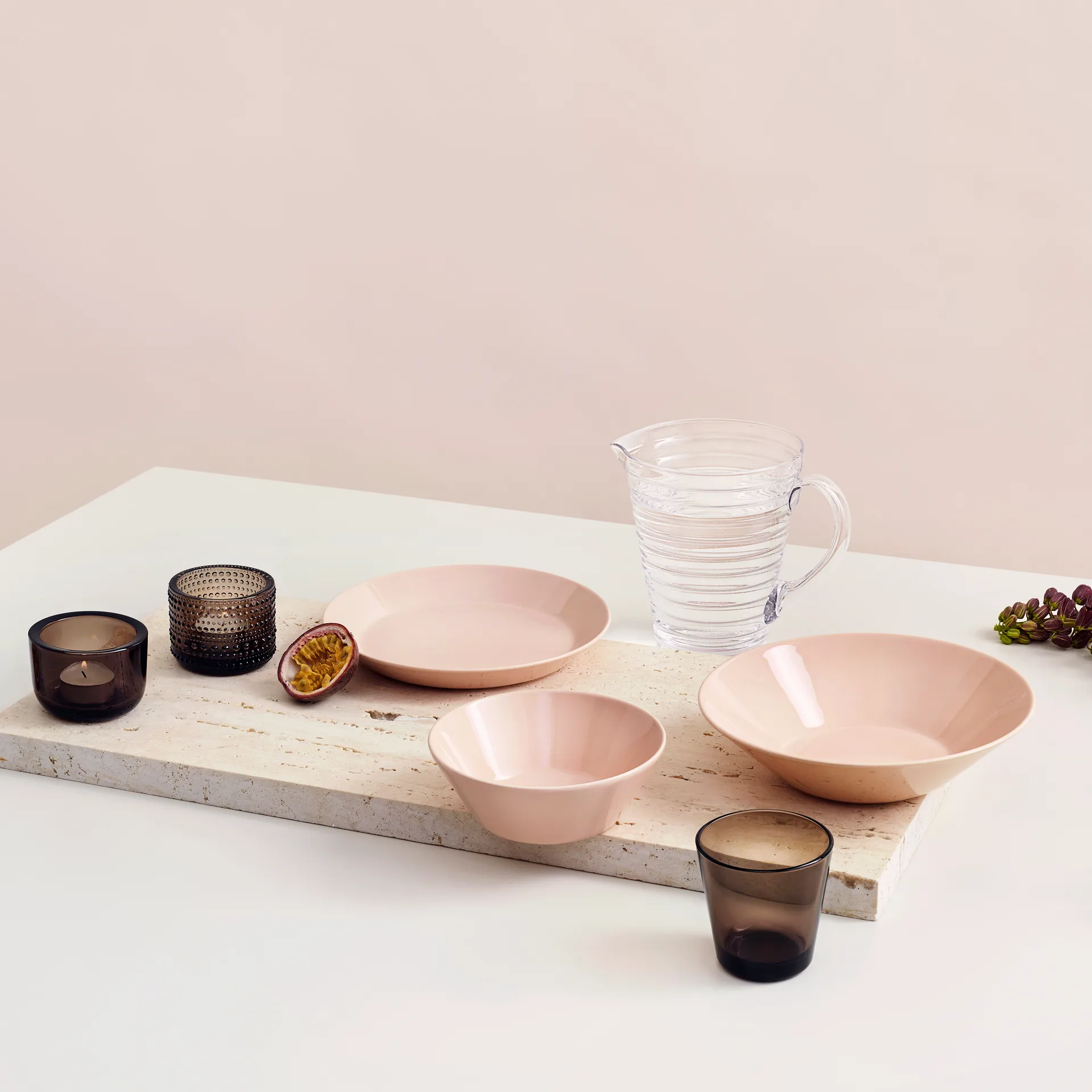 Teema plate Ø26 cm, powder Iittala