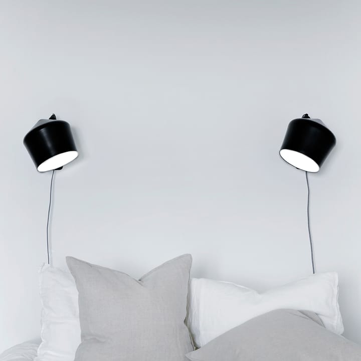 Pasila wall lamp - White - Innolux