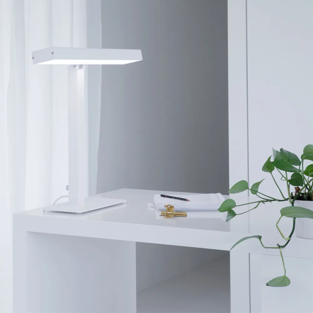 Valovoima table lamp, White Innolux