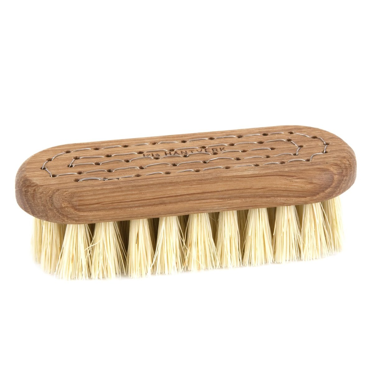 Iris Hantverk Nail brush Lovisa oak | Scandinavian Design | Other washing & cleaning accessories | Brown