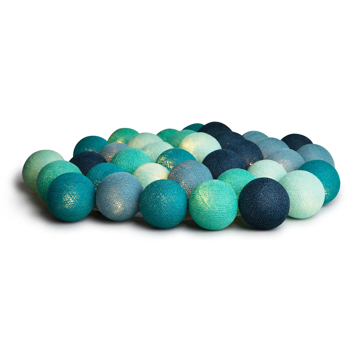 Irislights Cool Mint 20 balls | Scandinavian Design | String lights & decorative lighting | Blue