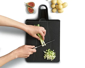 Chop2pot Cutting Board Plus Black - Regular - Joseph Joseph