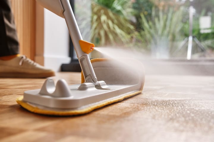 Cleantech 2-in-1 floor mop with scrubber, Light Stone Joseph Joseph