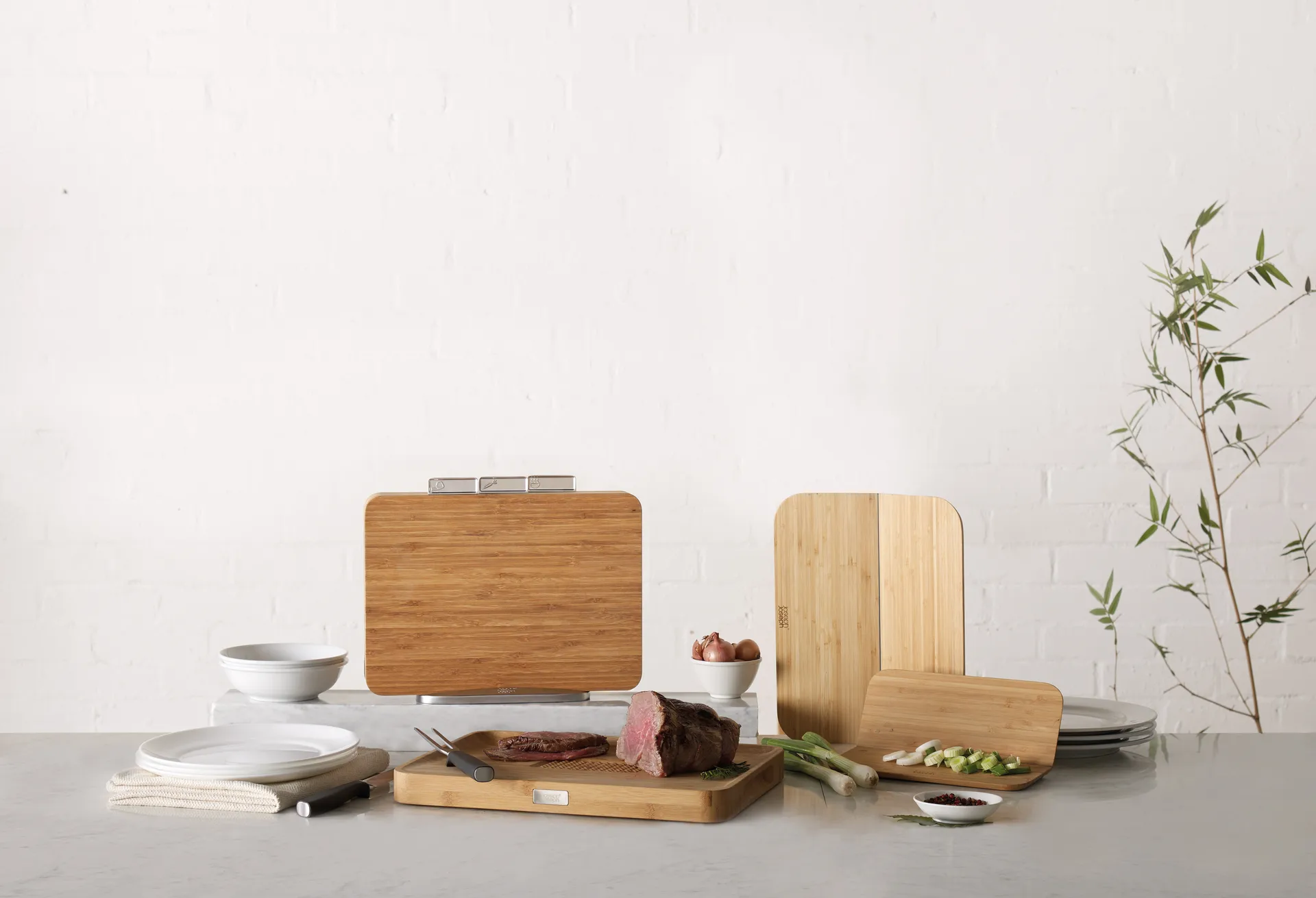 Cut & carve cutting board, Bamboo Joseph Joseph