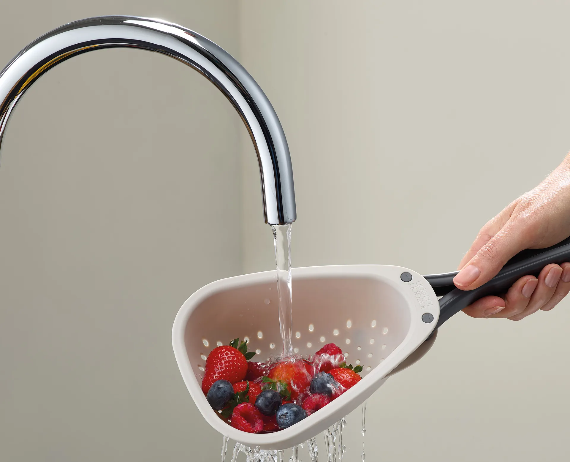 Droplet foldable colander stone, Mini Joseph Joseph