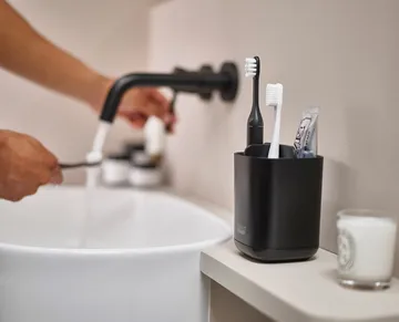 Easystore toothbrush holder 12.8 cm - Black - Joseph Joseph